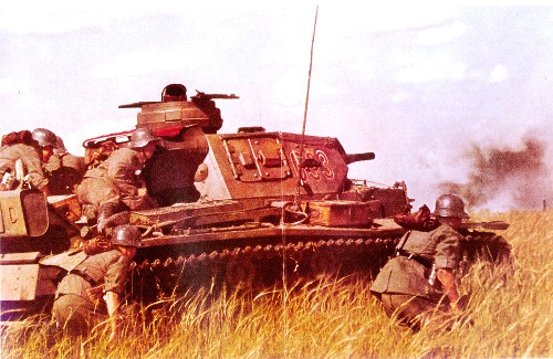 PanzerIII advancing in Russia